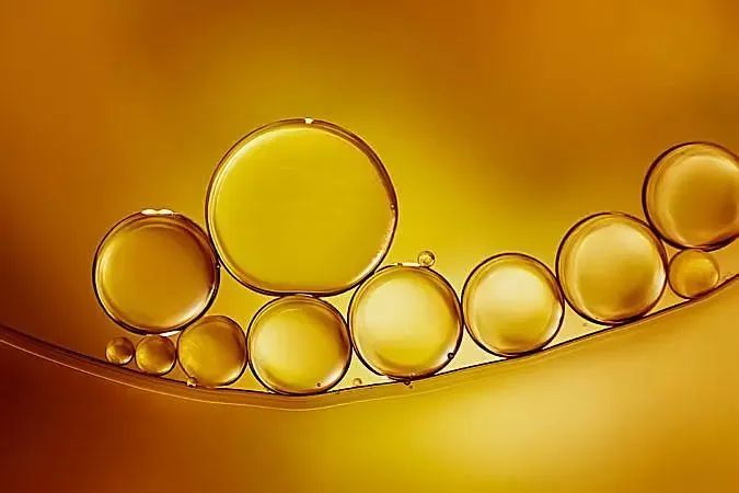 拒絕“干”尬，秋季保濕大作戰！